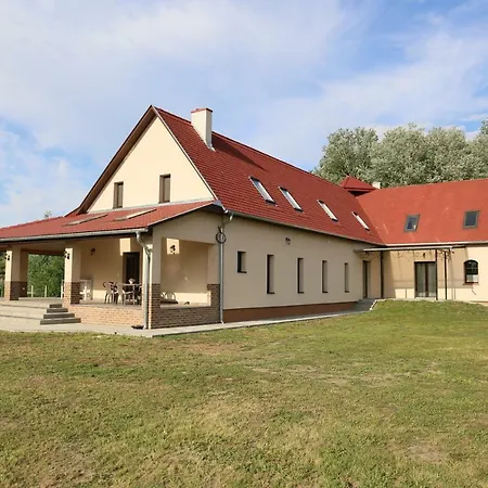 Tiszavilag Pihenohaz *