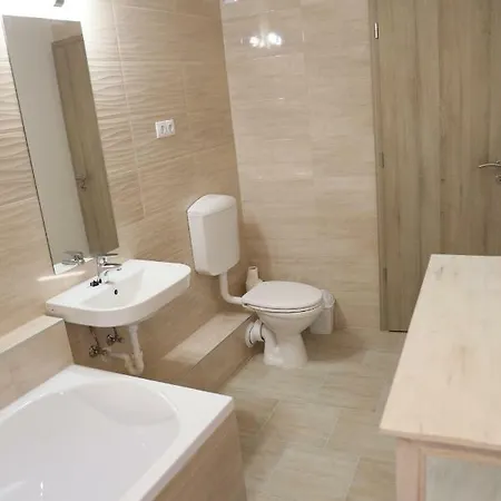 Tiszavilag Pihenohaz بيت ضيافة Tiszakécske