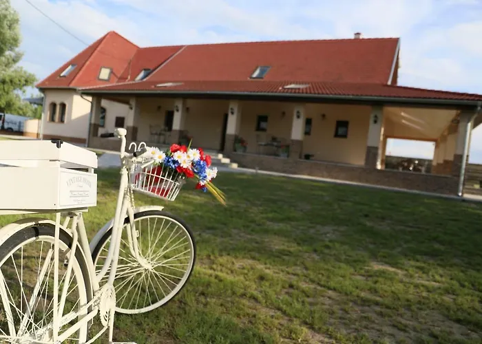 Tiszavilag Pihenohaz * Tiszakécske