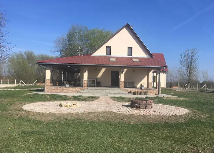 Penzion Tiszavilag Pihenohaz *