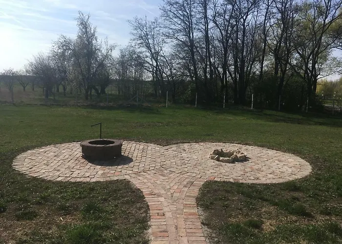 Tiszavilag Pihenohaz Tiszakécske